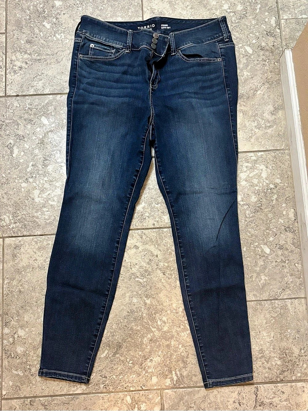Torrid Super Soft High-Rise Skinny Jegging Blue 16R